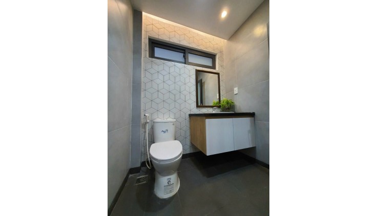 Bán nhà 56m2, 4 tầng, 3PN, 4WC, Hương lộ 2, Bình Trị Đông, 5.4 tỷ